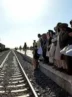 به‌زودی قطار مسافری ایران-افغانستان راه می‌‌افتد / عبور بار اروپا از کریدور ریلی خواف- هرات